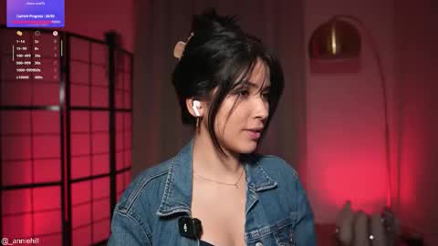 anniehillofficial_ online show from 02-07-26, 09:18
