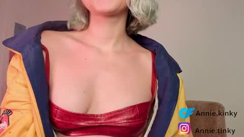 annietinky online show from 04-06-26, 10:11