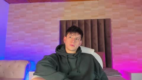 Annie  Alex online show from 01-07-25, 01:03