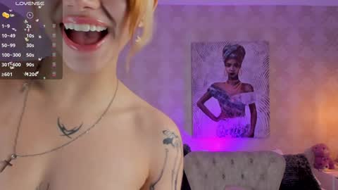 Snapshot of anniita_ chatting on 01-11-25, 09:57 VIVIANNA online show from 01-11-25, 09:57