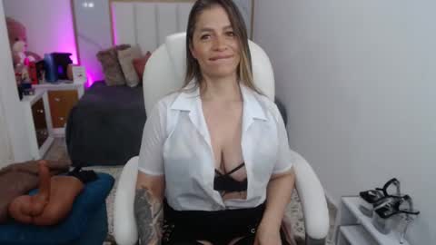 anna online show from 03-10-25, 03:20