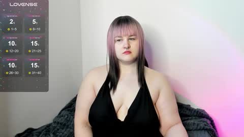 Snapshot of annnott chatting on 10-11-25, 10:03 Ann online show from 10-11-25, 10:03
