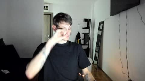    online show from 04-25-26, 02:36