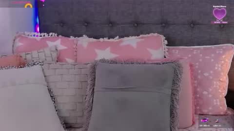 Snapshot of anntonellalee chatting on 10-16-25, 06:53 Antonella Lee online show from 10-16-25, 06:53