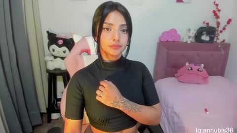 SOFIA INDEPENDENT MODEL online show from 01-17-25, 08:02