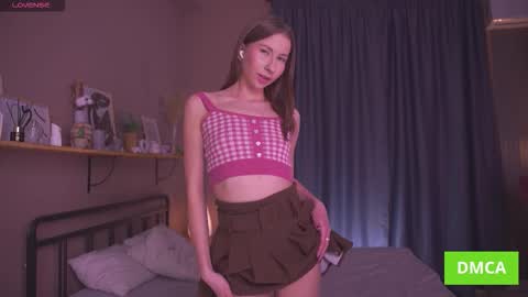 Annuetta online show from 11-14-25, 03:00