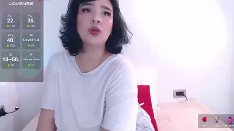 Snapshot of anny__villa chatting on 09-19-25, 04:07 Anni sofia online show from 09-19-25, 04:07