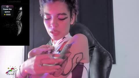 Anny online show from 02-04-26, 09:53