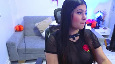 ANNY LOUIS online show from 10-22-25, 08:08