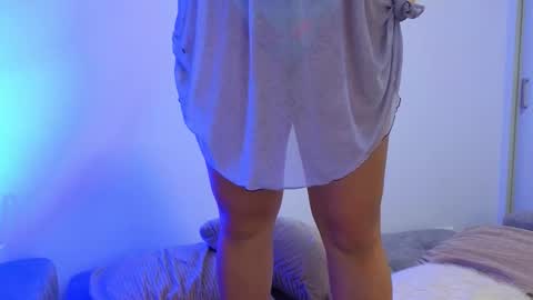 ANNY LOUIS online show from 11-21-25, 10:08