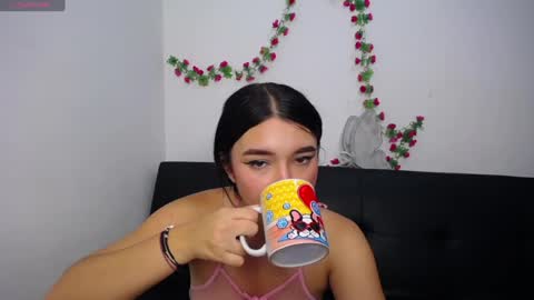 Anny online show from 04-28-26, 04:34