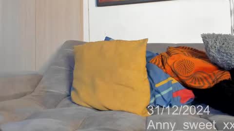 Snapshot of anny_sweet_xx chatting on 12-31-24, 09:53 BABY ANNY   INSTAGRAM Annycutie20 online show from 12-31-24, 09:53
