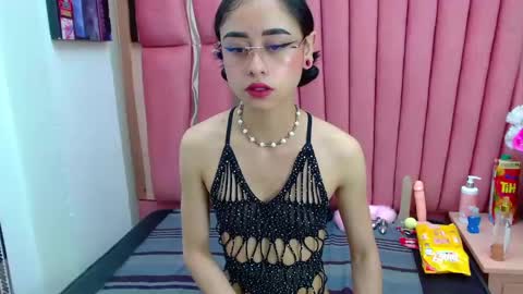 Anny online show from 01-23-25, 01:24