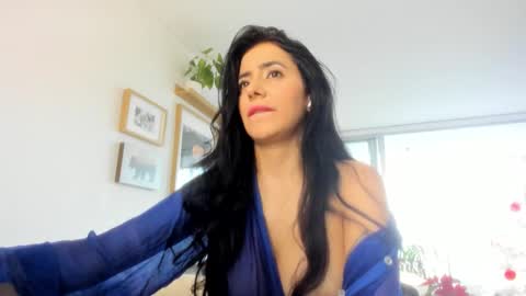 Anny online show from 12-16-25, 10:15