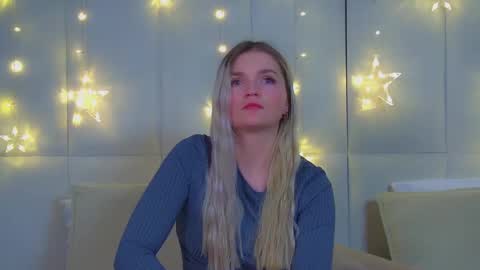 annyraii online show from 12-01-25, 06:29