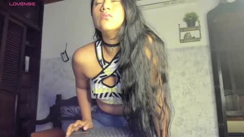 dani online show from 10-23-25, 01:32