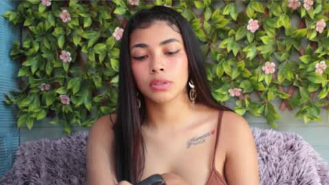 anny online show from 11-11-25, 05:24