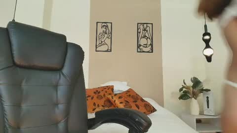 AnnyXhot online show from 06-06-26, 11:04