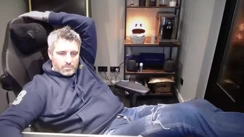 anonymousblokeuk online show from 12-23-24, 02:35