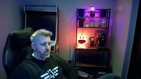 anonymousblokeuk online show from 01-04-25, 07:02