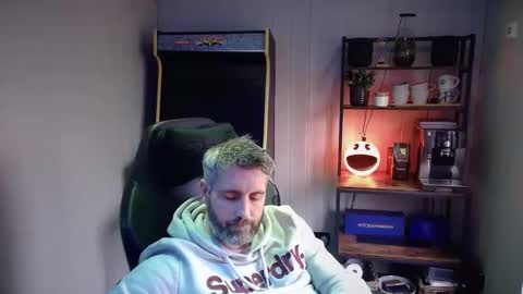 anonymousblokeuk online show from 01-28-25, 01:38