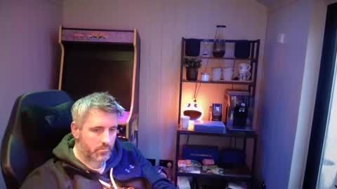 anonymousblokeuk online show from 02-11-25, 03:08