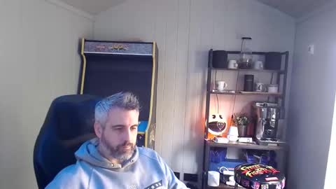 anonymousblokeuk online show from 10-21-25, 12:39