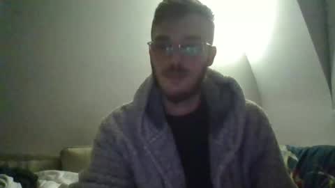 Snapshot of anonymousstoner58 chatting on 11-04-25, 01:05 anonymousstoner58 online show from 11-04-25, 01:05