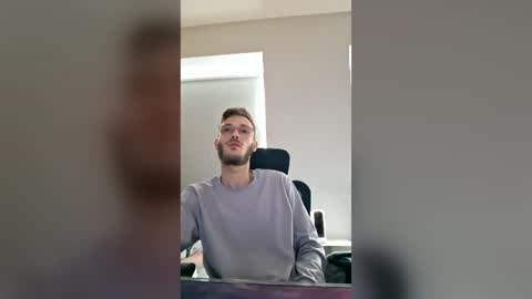 anonymousstoner58 online show from 06-20-26, 07:11