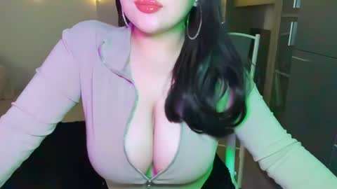 Any online show from 06-06-26, 04:44