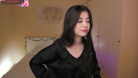 Anora  Emma online show from 01-31-26, 09:35