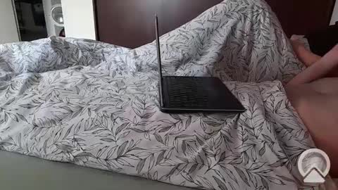 REAL FEEL 2024 online show from 03-10-25, 05:33