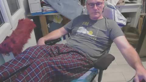 Snapshot of antares590 chatting on 03-10-25, 11:06 antares590 online show from 03-10-25, 11:06