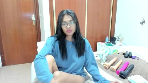 anthonela_hotsex online show from 11-13-25, 06:40