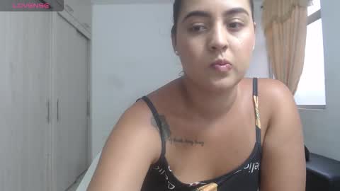 Snapshot of anthonela_queen chatting on 11-13-25, 10:08 Anthonela Queen online show from 11-13-25, 10:08