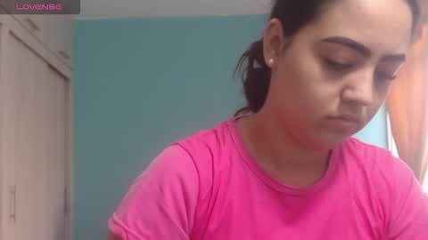 Snapshot of anthonela_queen chatting on 12-16-25, 12:10 Anthonela Queen online show from 12-16-25, 12:10