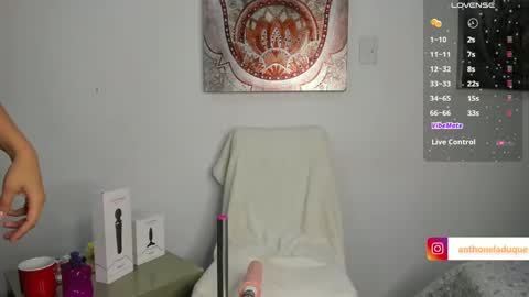 Snapshot of anthoneladuque chatting on 01-29-25, 12:13 anthonelaDuque online show from 01-29-25, 12:13