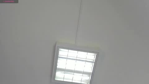 Snapshot of anthoneladuque chatting on 09-28-25, 11:48 anthonelaDuque online show from 09-28-25, 11:48