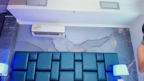 Snapshot of anthoneladuque chatting on 11-28-25, 12:19 anthonelaDuque online show from 11-28-25, 12:19