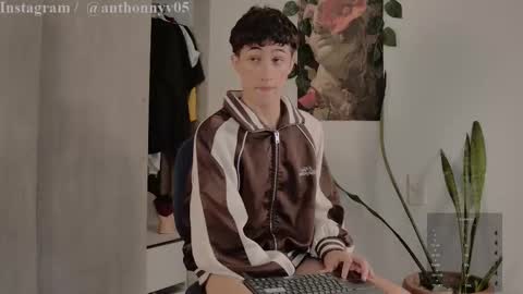 TONY NEW ACCOUNT online show from 09-12-25, 11:48