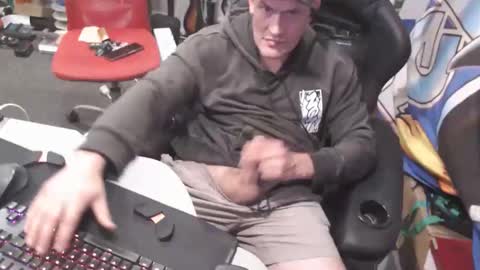 Snapshot of anthony_james6969 chatting on 02-15-26, 04:03 HornyAF in Sydney online show from 02-15-26, 04:03