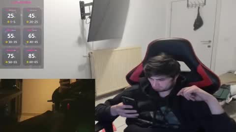 Snapshot of anthonyloveseks chatting on 03-06-25, 06:05 Anthony online show from 03-06-25, 06:05