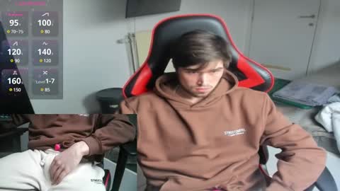 Snapshot of anthonyloveseks chatting on 03-10-25, 04:03 Anthony online show from 03-10-25, 04:03