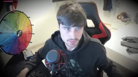 Snapshot of anthonyloveseks chatting on 11-26-25, 04:19 Anthony online show from 11-26-25, 04:19