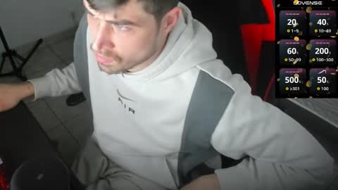 Snapshot of anthonyloveseks chatting on 01-10-26, 01:24 Anthony online show from 01-10-26, 01:24