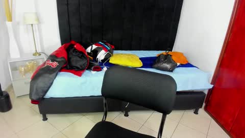       online show from 11-01-25, 12:56