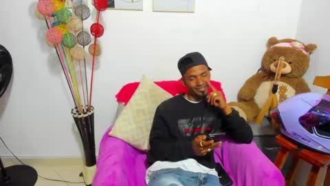       online show from 04-27-26, 12:19