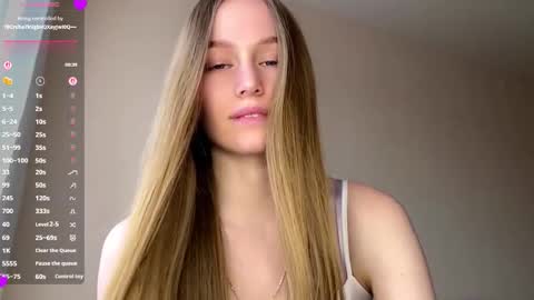 Viktoria online show from 03-29-26, 03:12