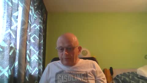 Snapshot of antmatt2025 chatting on 05-11-26, 09:37 antmatt2025 online show from 05-11-26, 09:37