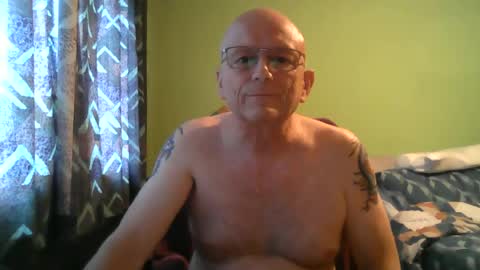 Snapshot of antmatt2025 chatting on 06-12-26, 04:17 antmatt2025 online show from 06-12-26, 04:17